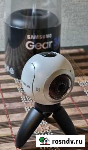Видеокамера Samsung Gear 360 SM-C200 Новосибирск - изображение 1