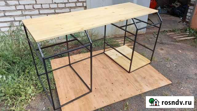 Студийный стол Лебяжье - изображение 1