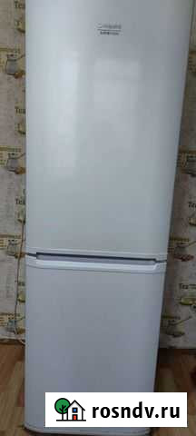 Холодильник бу hotpoint ariston Осиново - изображение 1