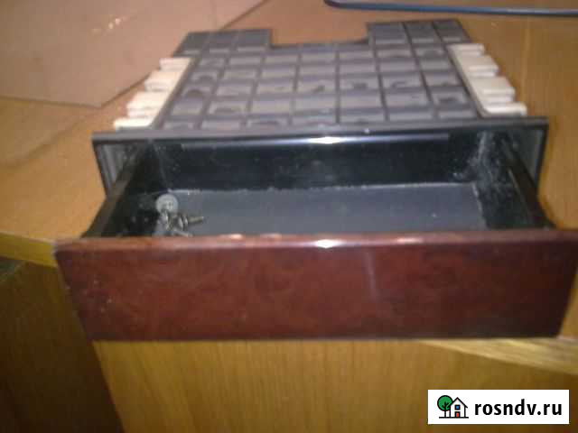 Продам выдвижной ящик на переднюю консоль Nissan Киселевск - изображение 1