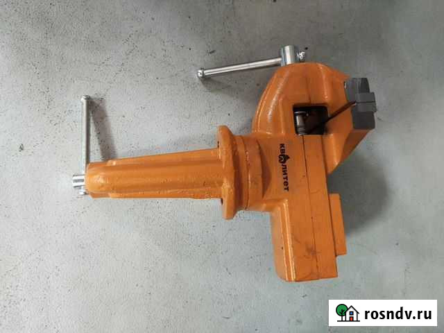 Тиски с наковальней поворотные 75мм Квалитет тн-75 Красноярск - изображение 1