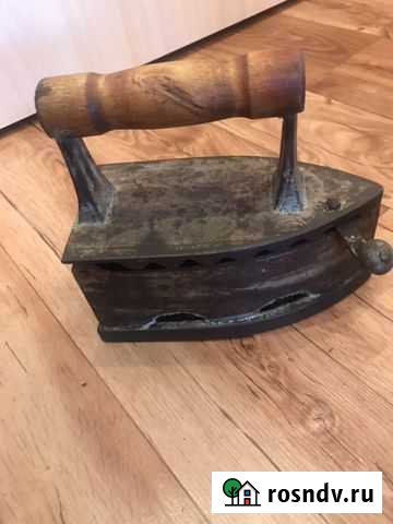 Антикварный утюг Абакан - изображение 1