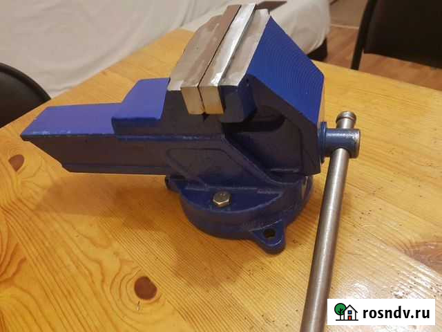 Тиски слесарные 140 СССР чугун Санкт-Петербург - изображение 1