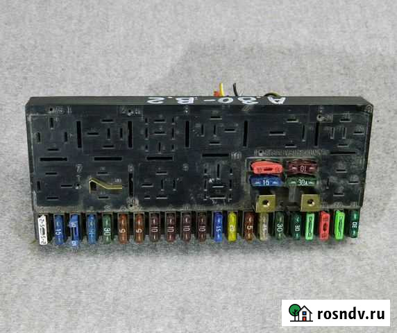 Блок предохранителей Audi 80 B2 1.8 JN Калуга - изображение 1