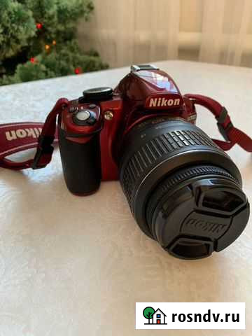 Зеркальный фотоаппарат nikon d3100 Губкин - изображение 1