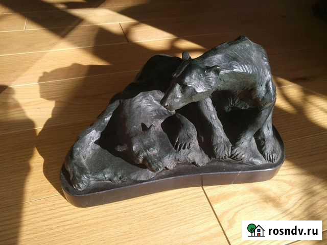 Цена вниз Скульптура 2 белых медведя бронза Одинцово - изображение 1