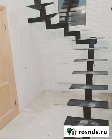 Лестница на ломаном косоуре №6 Санкт-Петербург - изображение 1