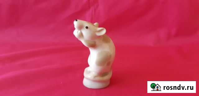 Статуэтка фарфоровая Мышь с зерном, лфз. редкая Владивосток - изображение 1