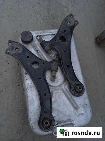 Рычаги передние Lexus RX II 2003-2009 года оригина Челябинск - изображение 1