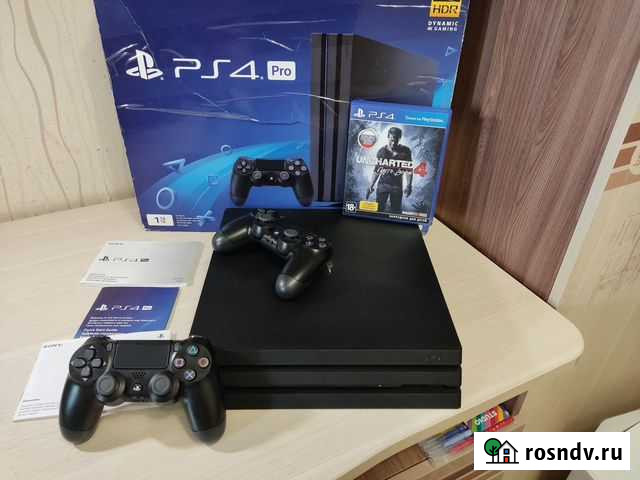 PS4 Pro 1Tb+2 джоя Томск - изображение 1