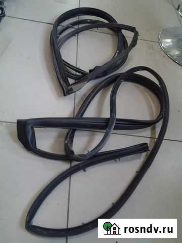 Тойота камри 40.2006г-2011г. Уплотнитель двери пер Екатеринбург - изображение 1