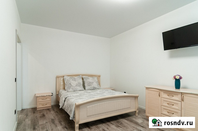 1-комнатная квартира, 40 м², 16/26 эт. в аренду посуточно в Красноярске Красноярск - изображение 1