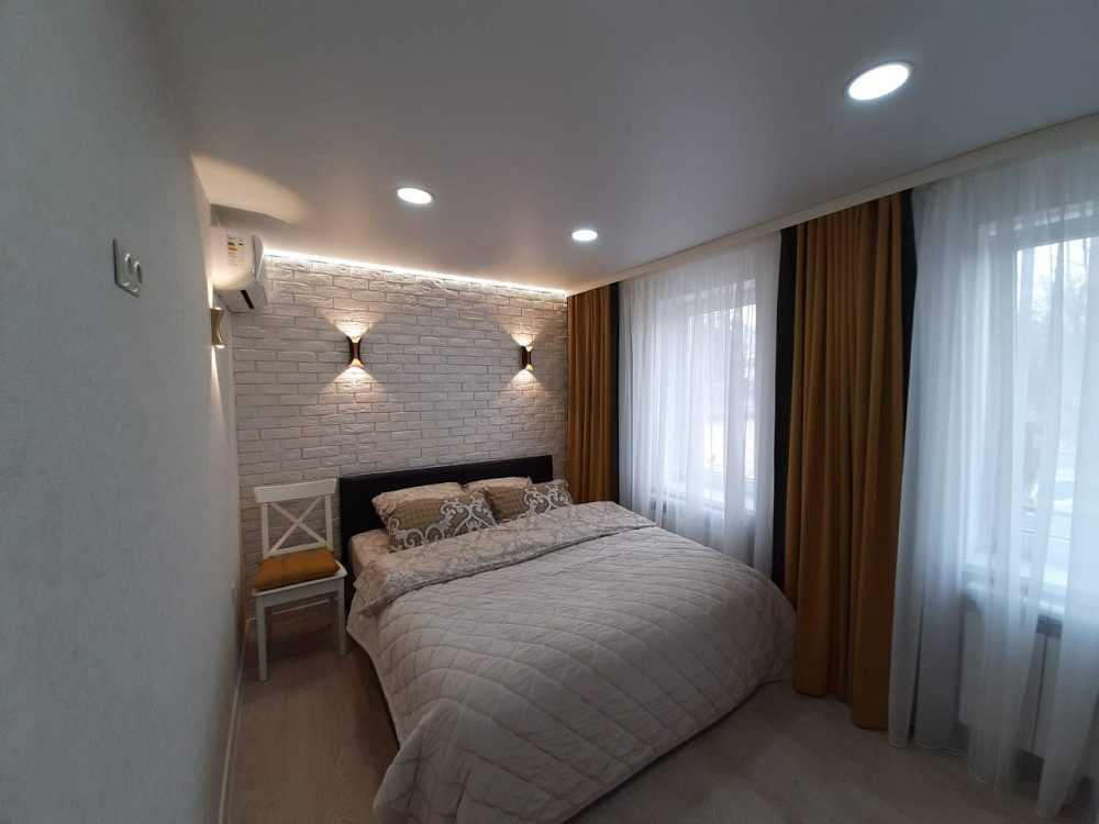 1-комнатная квартира, 35 м², 1/1 эт. в аренду посуточно в Пятигорске Пятигорск - изображение 1