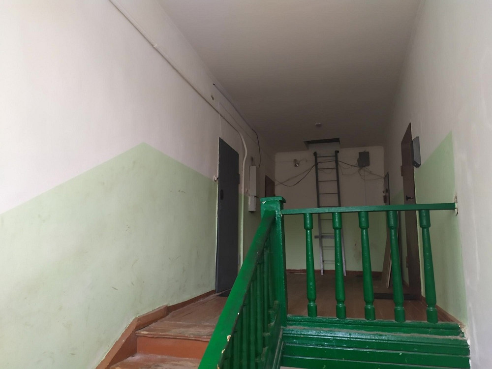 Комната 18.5 м² в 3-ком. кв., 2/2 эт. на продажу в Екатеринбурге Екатеринбург - изображение 2