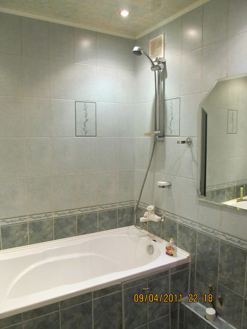 2-комнатная квартира, 55 м², 2/5 эт. в аренду посуточно в Росляково Росляково - изображение 2