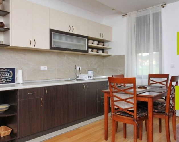 2-комнатная квартира, 55 м², 2/5 эт. в аренду посуточно в Росляково Росляково - изображение 4