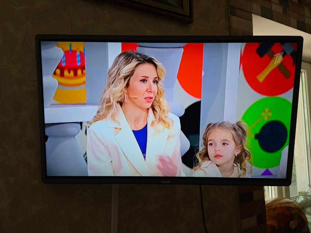 Продам телевизор BBK 32LEX 5042 T2C Симферополь - изображение 2