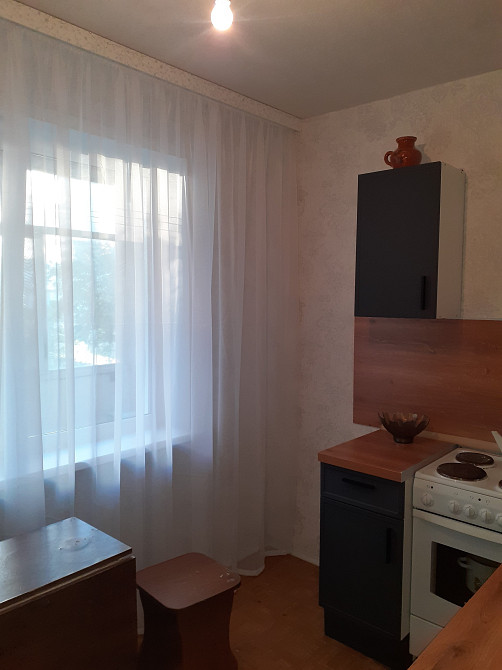 1-комнатная квартира, 37 м², 1/10 эт. в аренду посуточно в Ульяновске Ульяновск - изображение 2