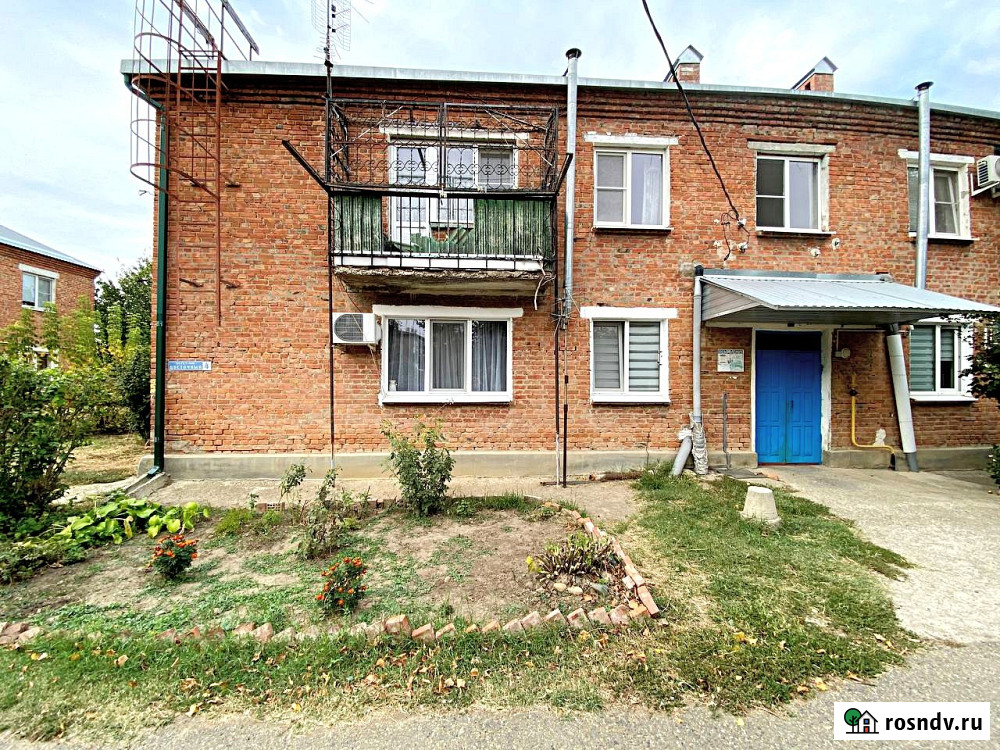 3-комнатная квартира, 44 м², 2/2 эт. на продажу в Армавире Армавир - изображение 1