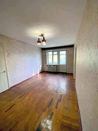 3-комнатная квартира, 56.5 м², 3/5 эт. на продажу в Армавире Армавир