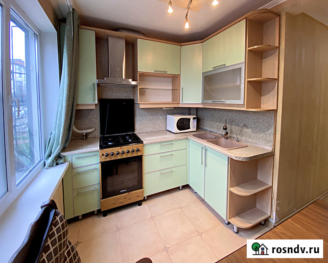 3-комнатная квартира, 70 м², 1/5 эт. на продажу в Армавире Армавир - изображение 1