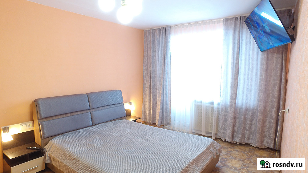 2-комнатная квартира, 47 м², 2/5 эт. в аренду посуточно в Урае Урай - изображение 1