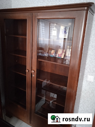 Продам деревянный книжный шкаф Санкт-Петербург - изображение 1