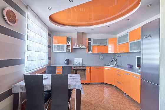 3-комнатная квартира, 64.9 м², 9/9 эт. на продажу в Томске Томск