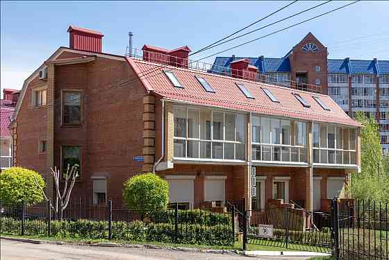 Таунхаус 272 м² на участке 4 сот. на продажу в Красноярске Красноярск