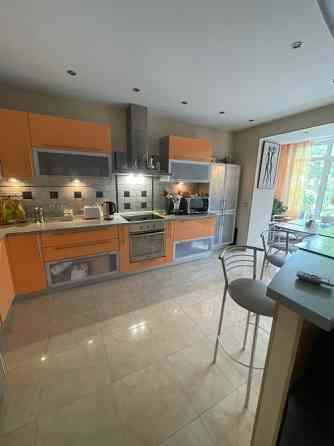 3-комнатная квартира, 117.8 м², 3/9 эт. на продажу в Томске Томск