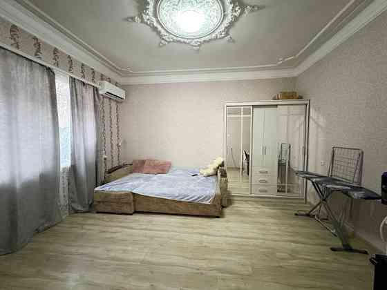 2-комнатная квартира, 60 м², 1/1 эт. на продажу в Армавире Армавир