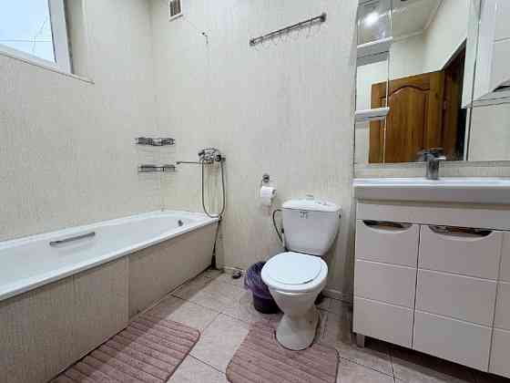 2-комнатная квартира, 60 м², 1/1 эт. на продажу в Армавире Армавир