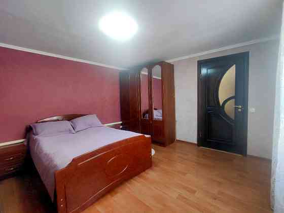 Комната 13 м² в 3-ком. кв., 1/1 эт. в аренду на длительный срок в Армавире Армавир