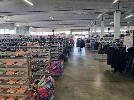 Торговое помещение на первой линии 1269 м2 Кызыл