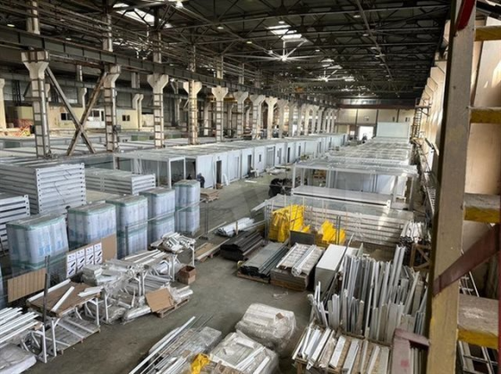 Аренда производственного цеха 8817 м2 c 4 кран-балками Санкт-Петербург