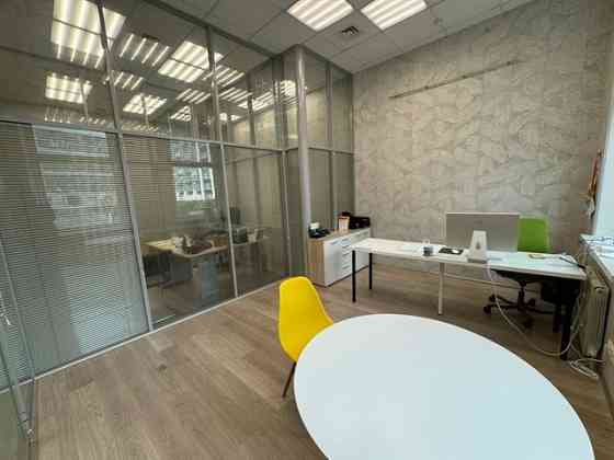 Аренда офиса на Васильевском острове по кабинетам или рабочим местам Санкт-Петербург