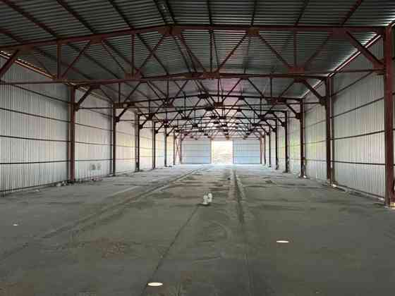 Аренда под склад-производство 1380 м2. Можно арендовать половину Санкт-Петербург