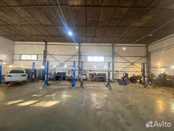 Продажа помещения 360 м2 с арендатором под автосервис и Санкт-Петербург