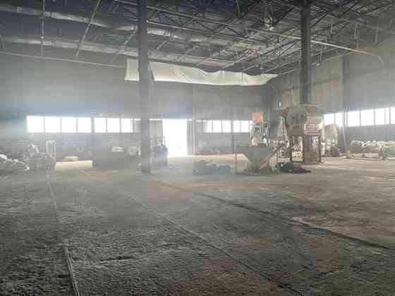 Аренда неотапливаемого помещения 1400 кв м под склад-производство Санкт-Петербург