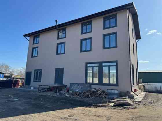 Аренда трехэтажного здания 600 м2 c бассейном и сауной Санкт-Петербург