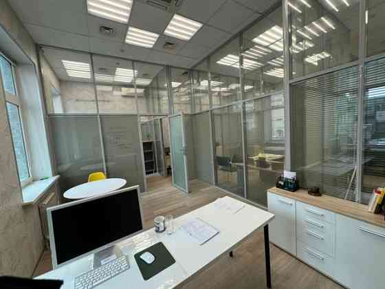 Аренда офиса на Васильевском острове по кабинетам или рабочим местам Санкт-Петербург