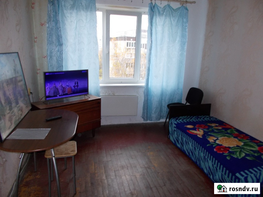 Комната 13 м² в 3-ком. кв., 5/5 эт. в аренду на длительный срок в Гатчине Гатчина - изображение 1