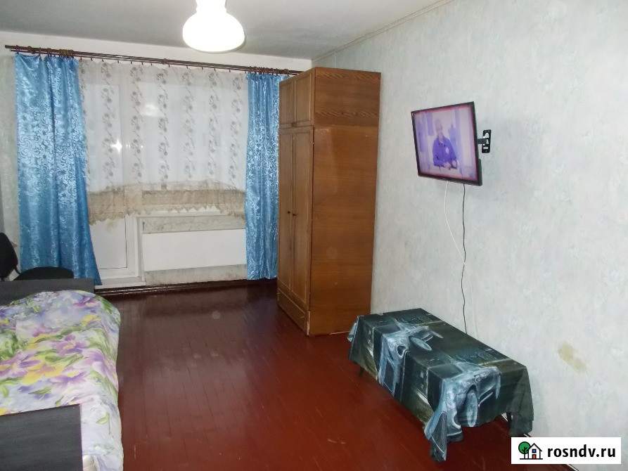 Комната 18 м² в 3-ком. кв., 5/5 эт. в аренду на длительный срок в Гатчине Гатчина - изображение 1