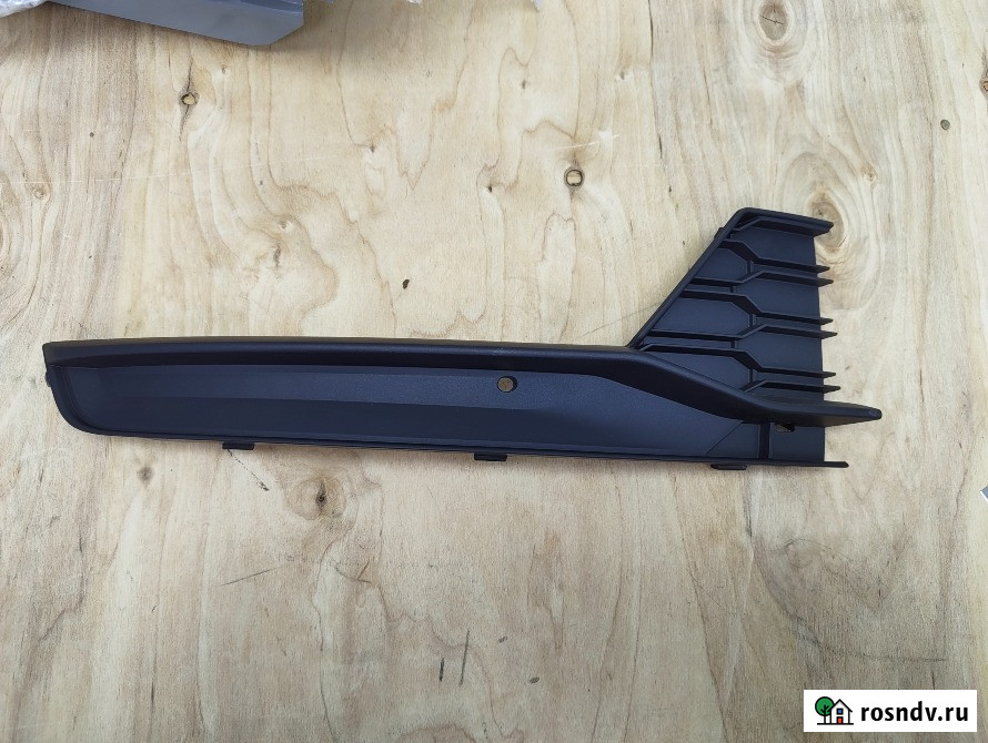 Накладка противотуманных фар правая Екатеринбург - изображение 1