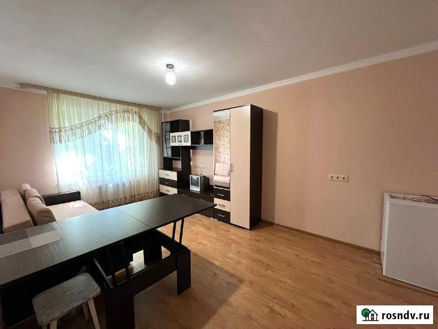 Комната 16 м² в 1-ком. кв., 2/9 эт. в аренду на длительный срок в Армавире Армавир - изображение 1