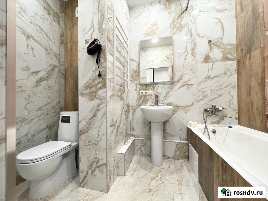 2-комнатная квартира, 36 м², 16/19 эт. в аренду посуточно в Калуге Калуга - изображение 4