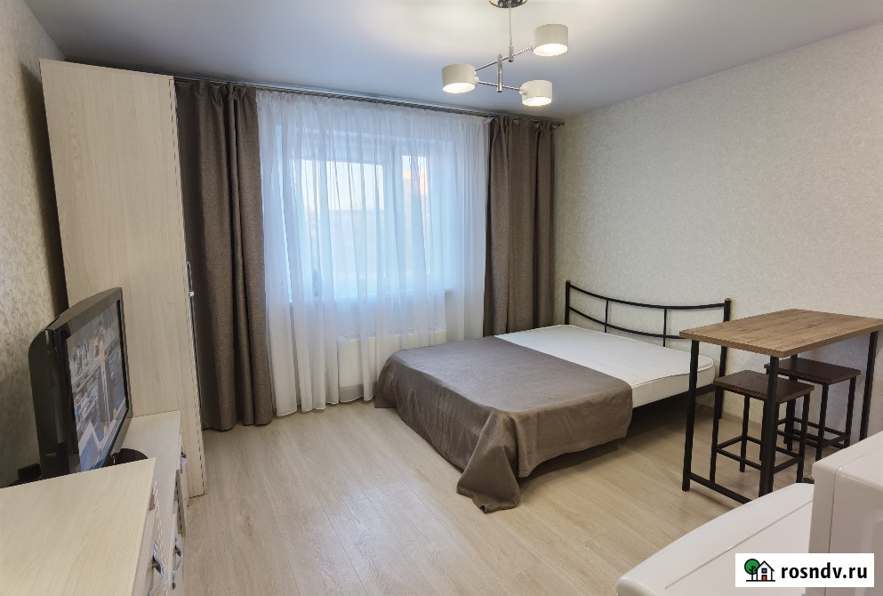 1-комнатная квартира, 30 м², 2/17 эт. в аренду посуточно в Калуге Калуга - изображение 1