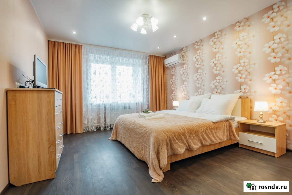 3-комнатная квартира, 87 м², 2/9 эт. в аренду посуточно в Калуге Калуга - изображение 1