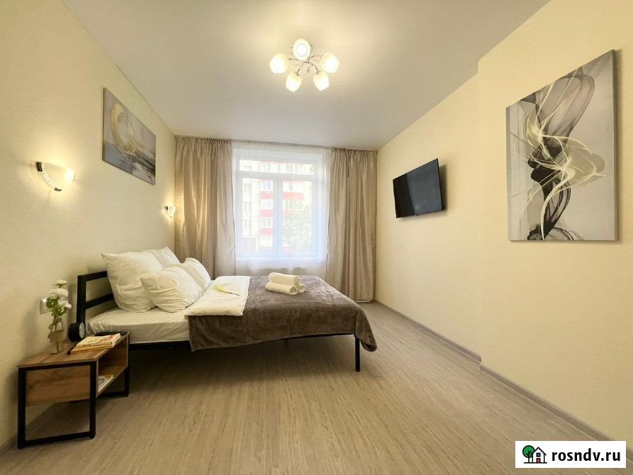 2-комнатная квартира, 40 м², 1/9 эт. в аренду посуточно в Калуге Калуга - изображение 1