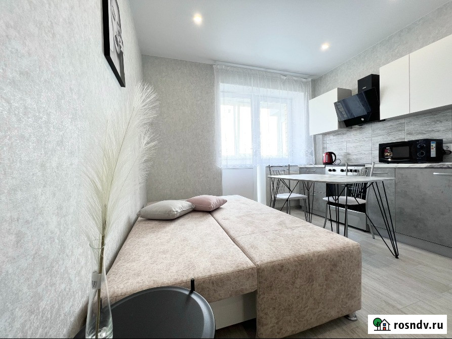 1-комнатная квартира, 45 м², 10/20 эт. в аренду посуточно в Калуге Калуга - изображение 3